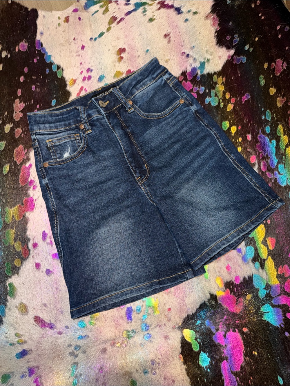 Judy Blue Dark Blue Denim shorts with a modest length size small